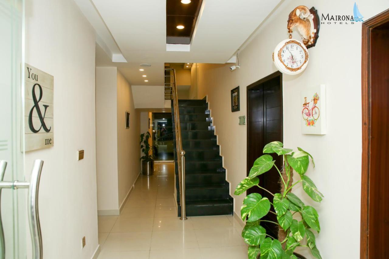 Hotel Mairona Gulberg Lahore Esterno foto