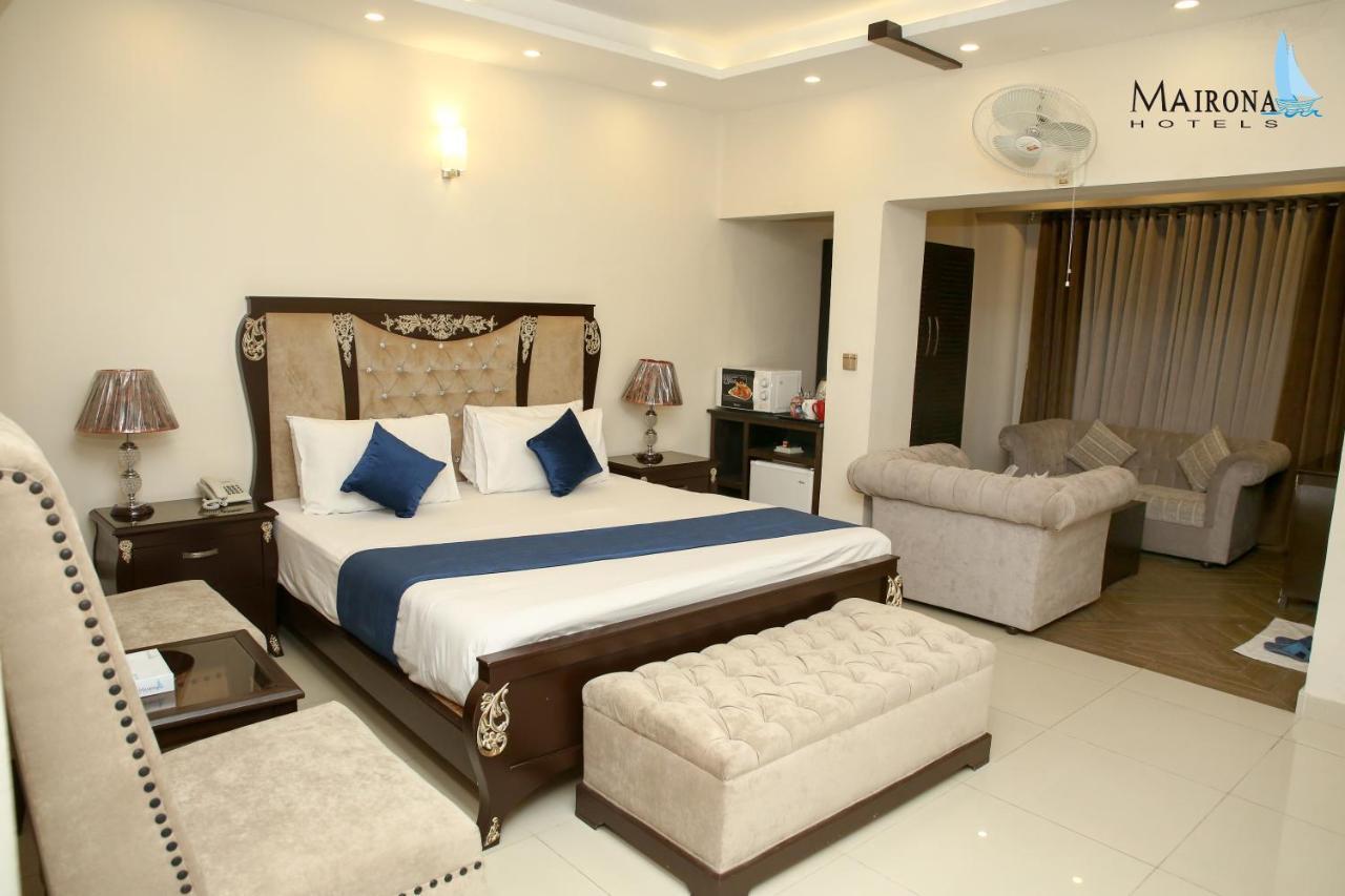Hotel Mairona Gulberg Lahore Esterno foto