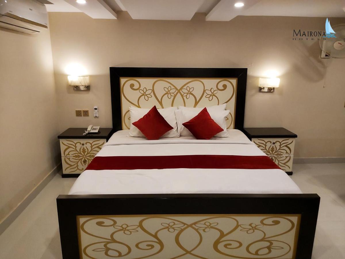 Hotel Mairona Gulberg Lahore Esterno foto