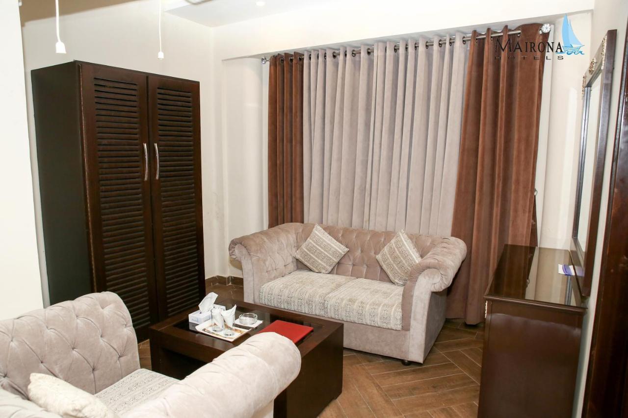 Hotel Mairona Gulberg Lahore Esterno foto