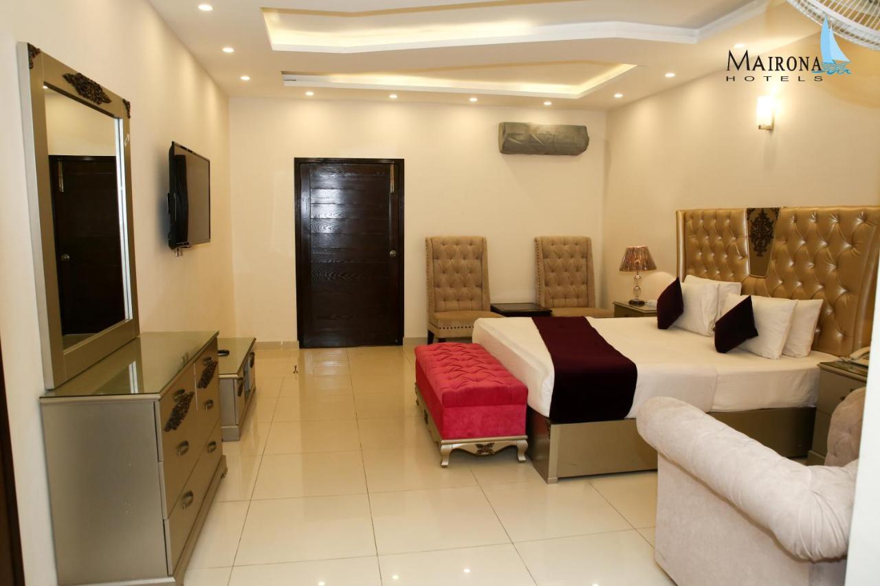 Hotel Mairona Gulberg Lahore Esterno foto