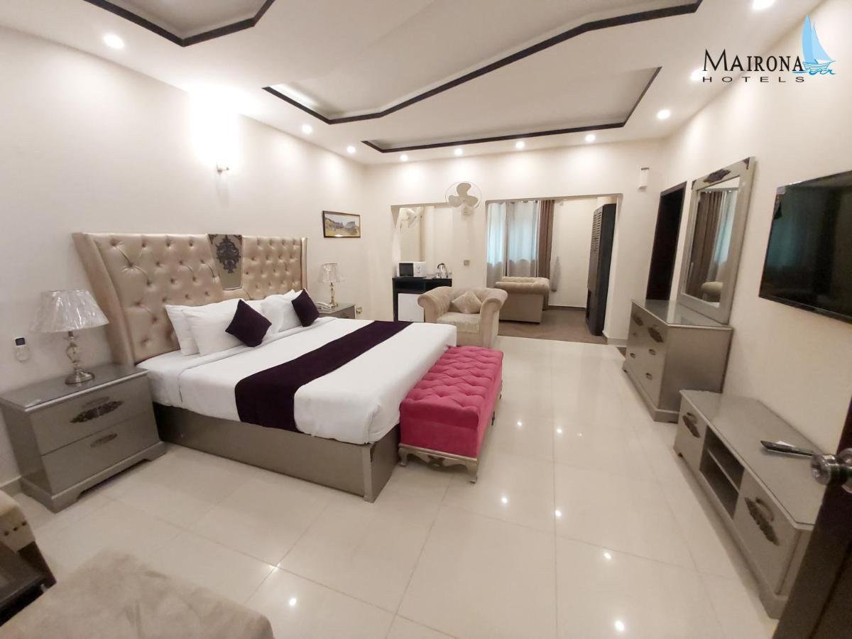 Hotel Mairona Gulberg Lahore Esterno foto