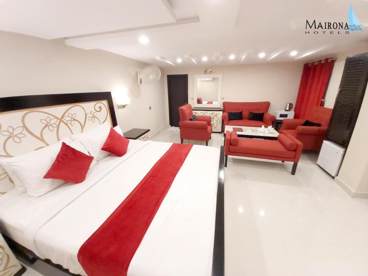 Hotel Mairona Gulberg Lahore Esterno foto