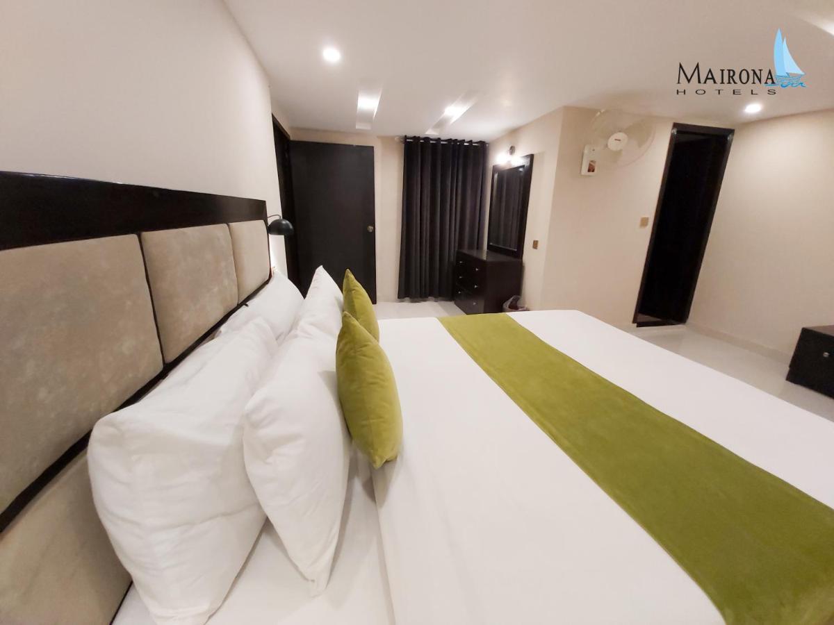 Hotel Mairona Gulberg Lahore Esterno foto
